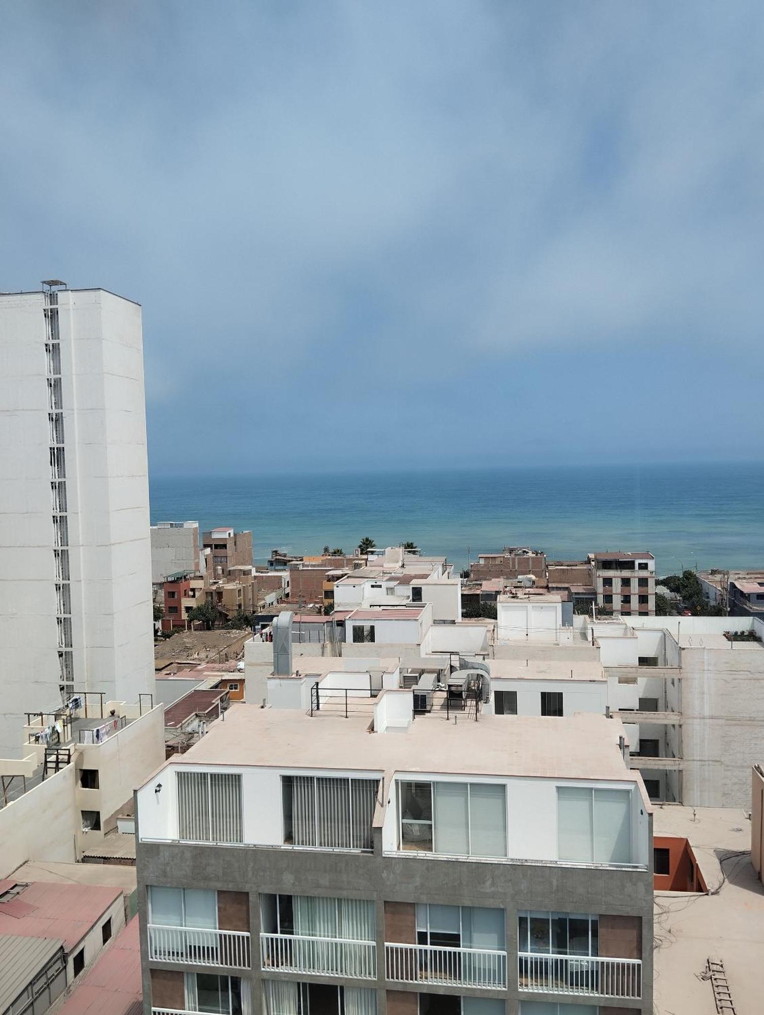 Con Vista Al Mar Homestay Lima